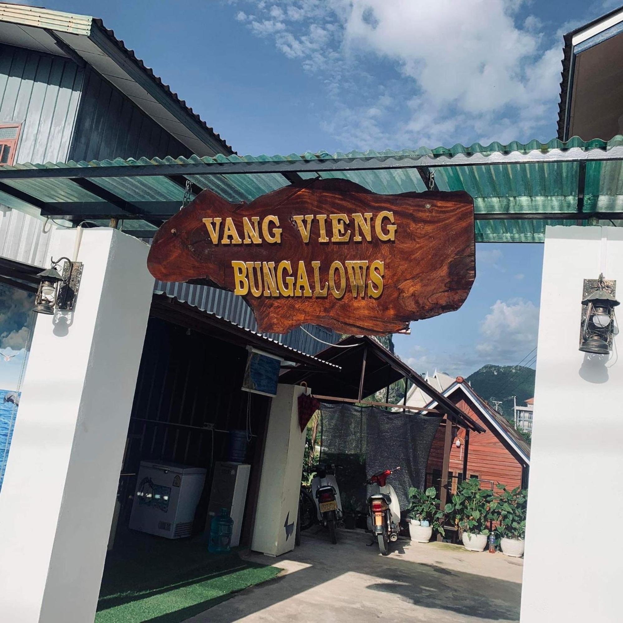 Vang Vieng Bungalows Exterior photo